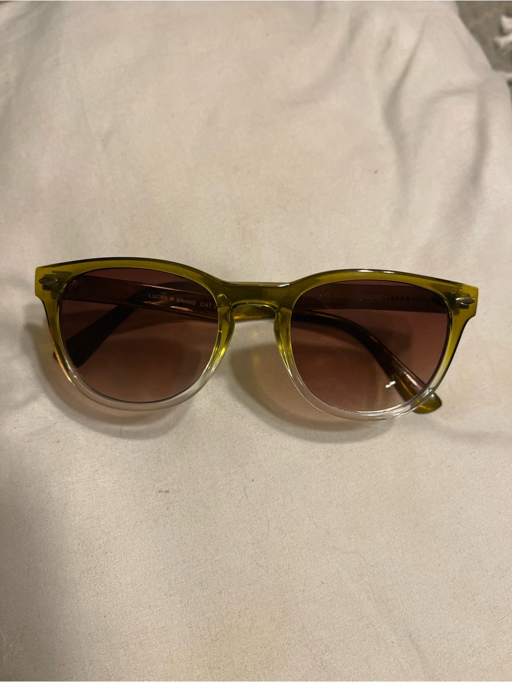 Lucky Brand Olive Sunglasses
